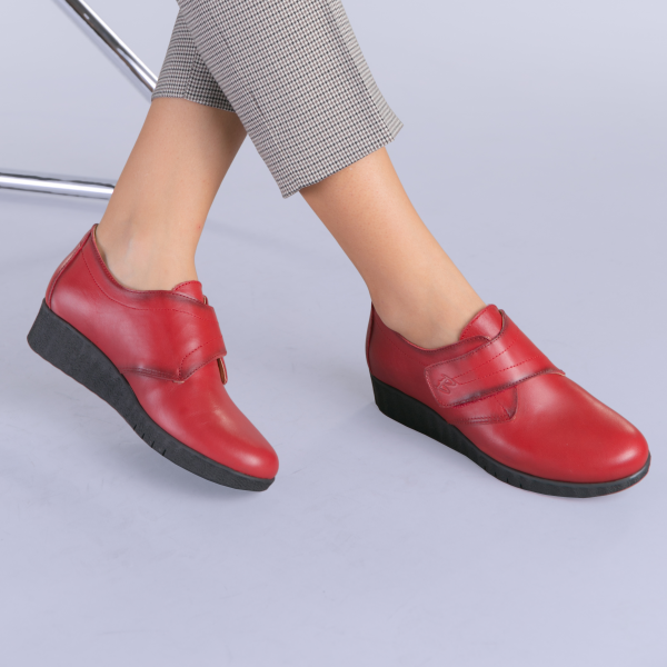 Всекидневни обувки от естествена кожа Latina червени, 2 - Kalapod.bg